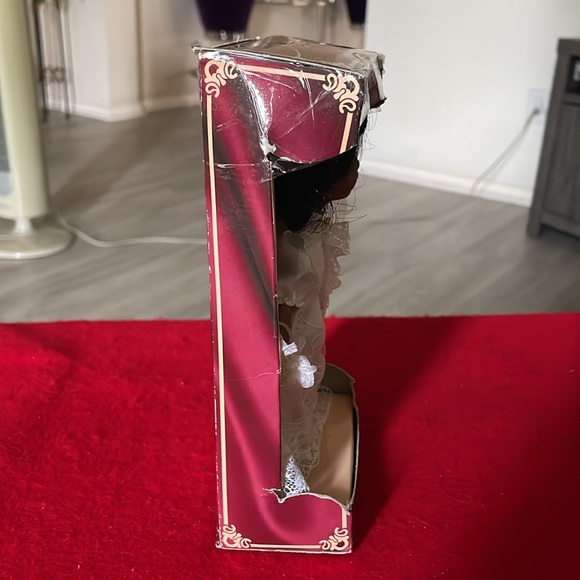 Genuine Porcelain Collectible Doll-Limited Edition-6 Inch-Hand Painted - Picture 2 of 5